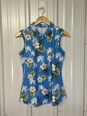 Tropical Hawaiian Print Sleeveless Top Blue Floral Palm Golf Coastal Chic NWT